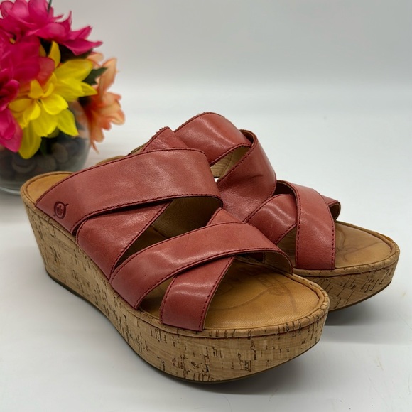 Born Shoes - Born Red Leather Strappy Sandal With Cork Wedge Size 7 MCS6374E